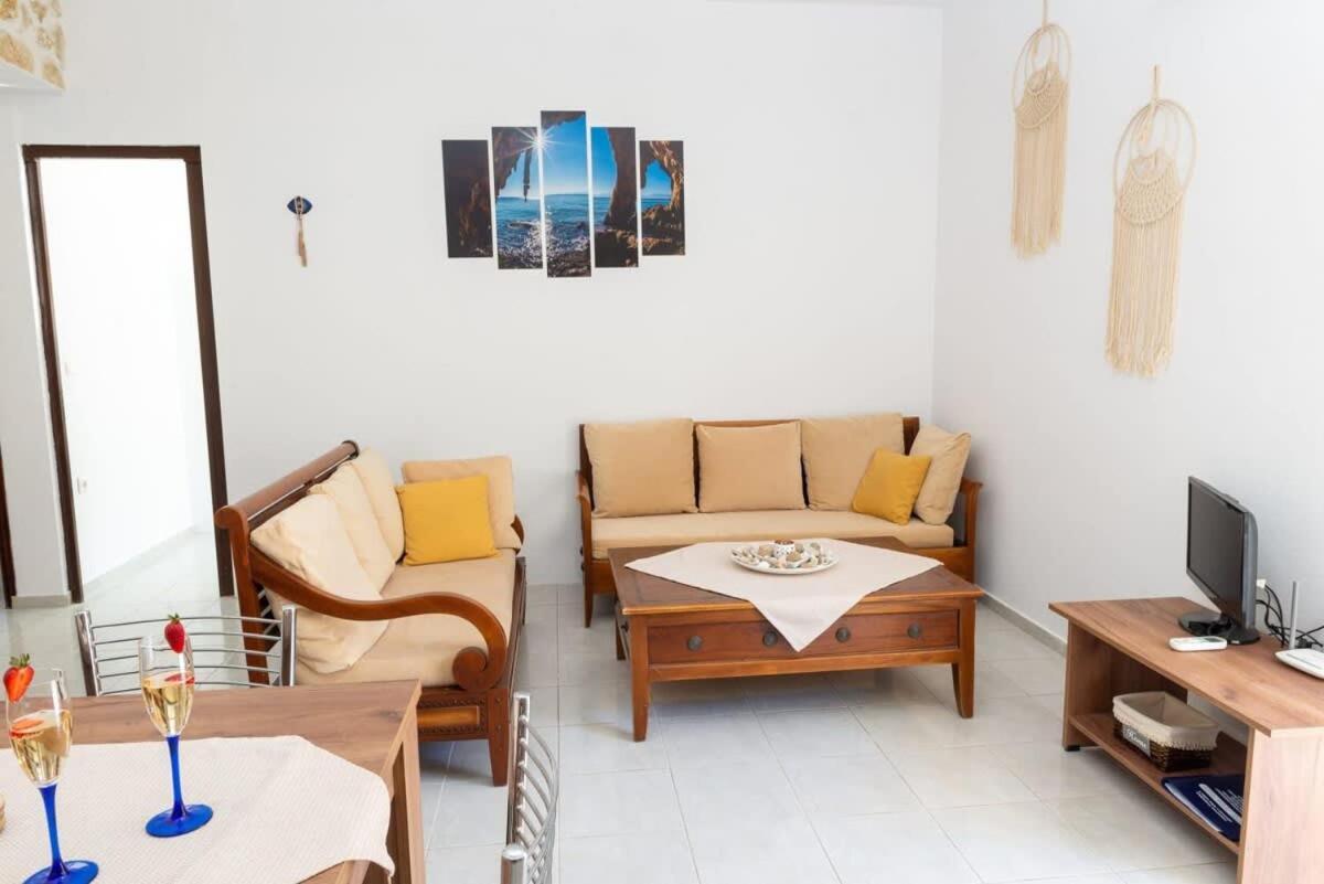Atlantic Cave Haven-Seaside, Fully Equipped Apartment Kolymbia Exterior foto